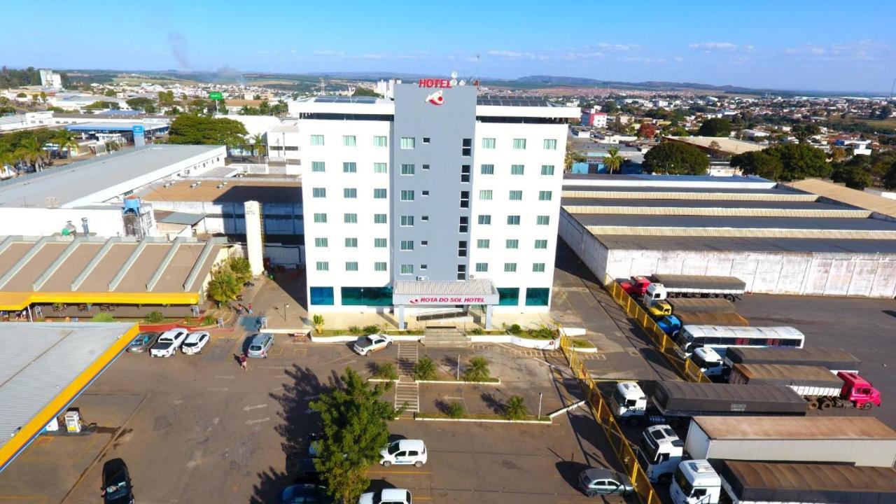 Hotel Rota Do Sol Patrocínio Exteriér fotografie